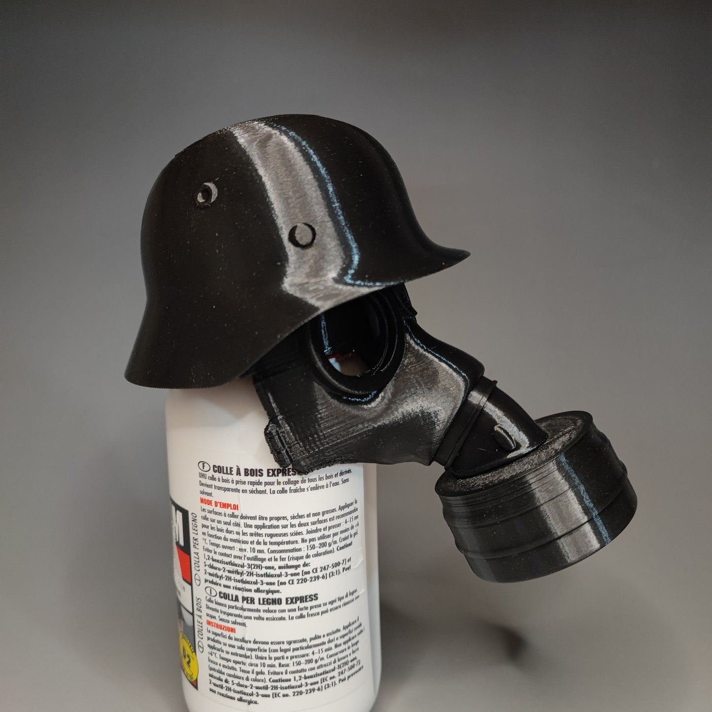 AHK Stahlhelm mit Gasmaske Schwarz (Anhänger-Kupplung Abdeckung) 3D-Druck