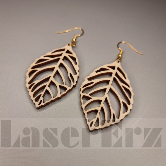 Blätter Ohrringe aus Holz