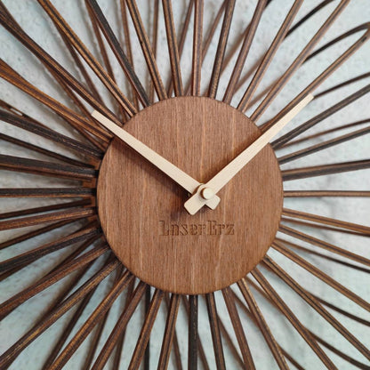 Moderne Wand-Uhr "Sphera"  3 dimensonale Funk-Uhr - LaserErz 