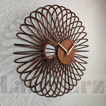 Moderne Wand-Uhr "Sphera"  3 dimensonale Funk-Uhr - LaserErz 